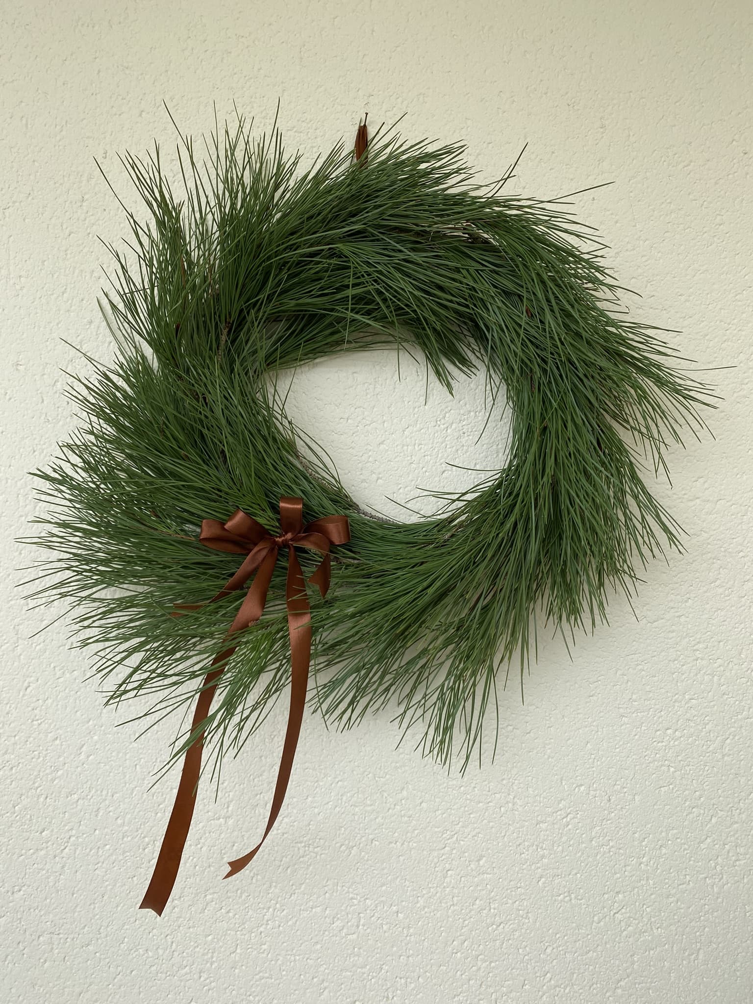 natural-clear-christmas-wreath-main