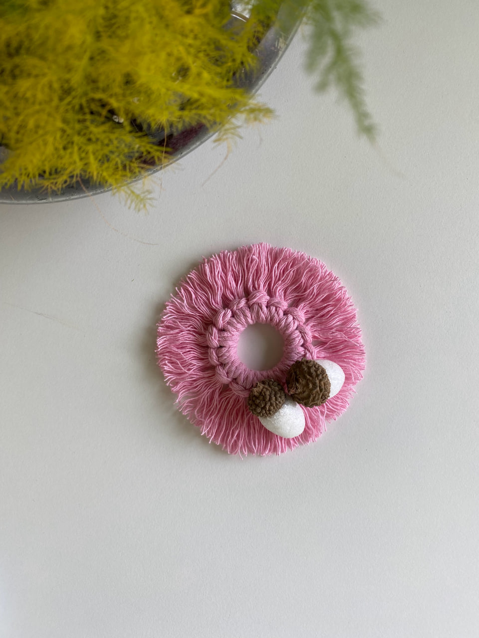 pink-round-macrame-with-acorns-main