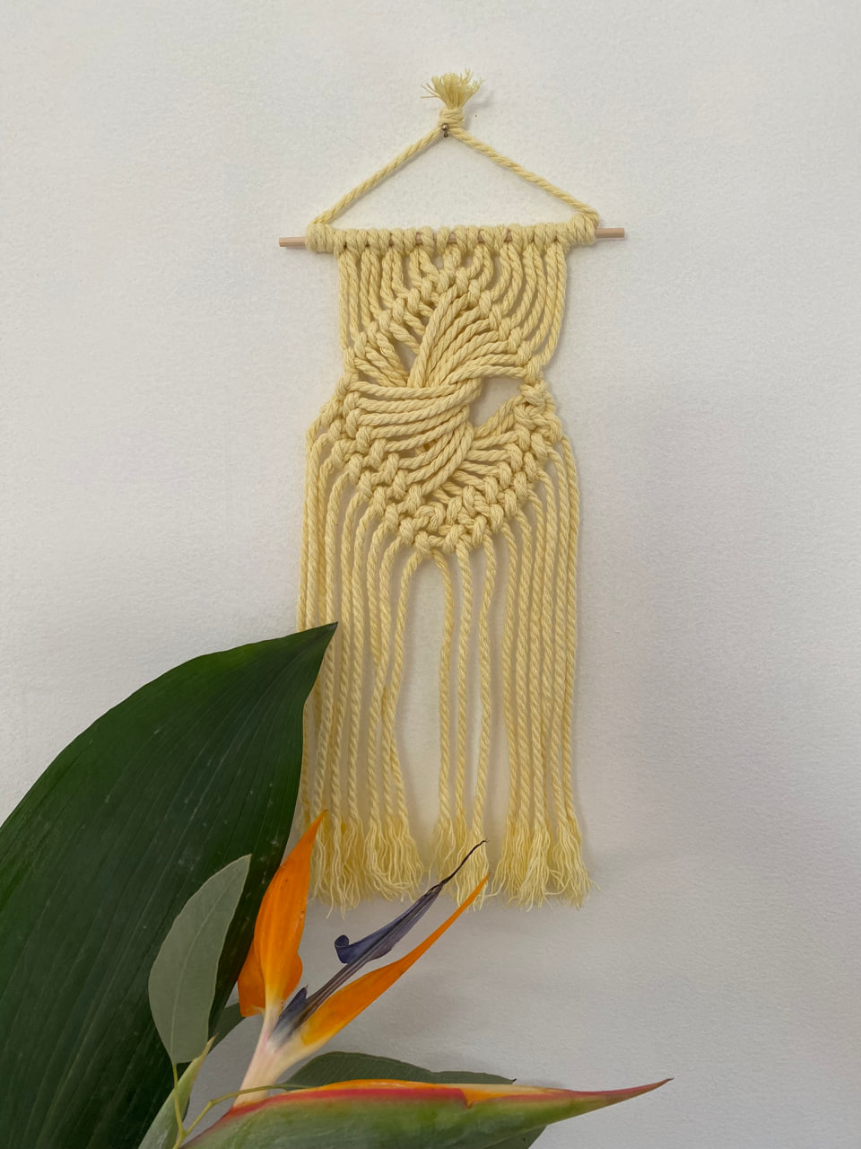 yellow-diamond-macrame-wall-hanging-main